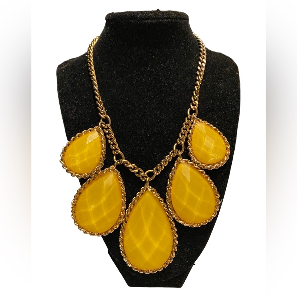 Big Yellow Stones Necklace